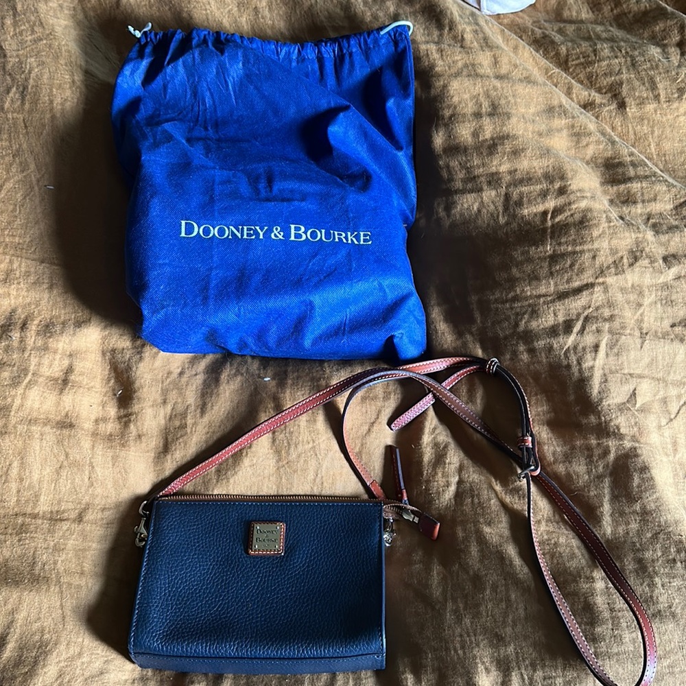 Dooney and bourke crossbody